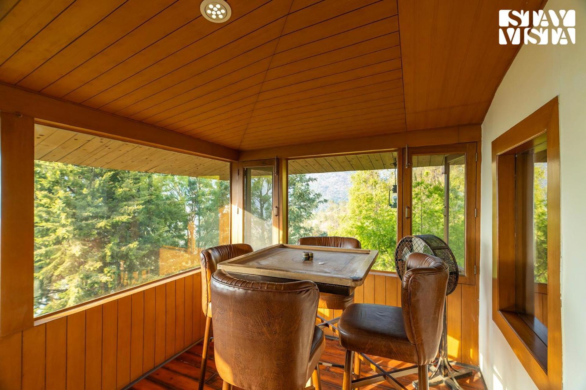 Stayvista At Sylvana Villas With Lawn, Bbq And Jacuzzi Kasauli Kültér fotó