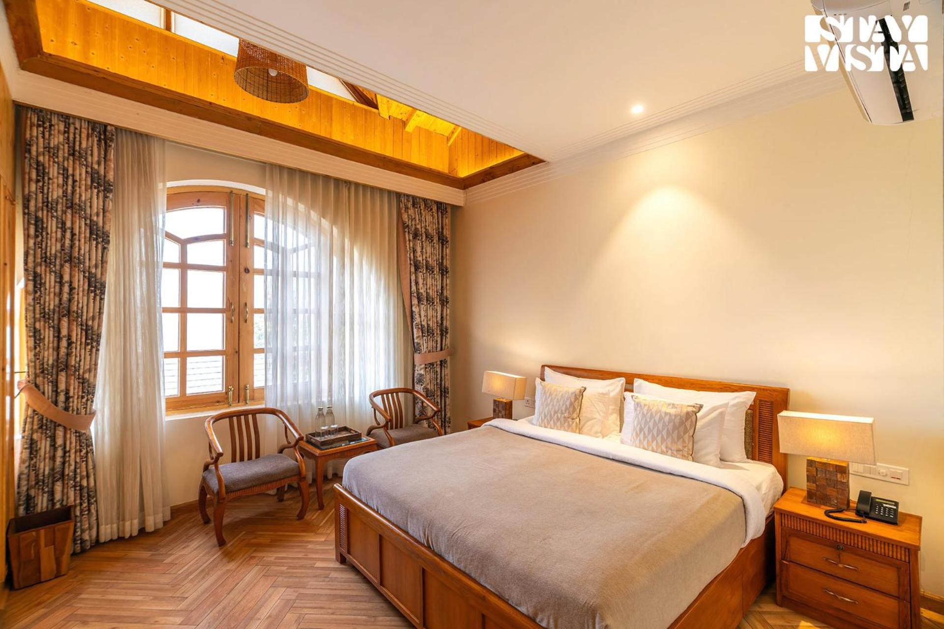 Stayvista At Sylvana Villas With Lawn, Bbq And Jacuzzi Kasauli Kültér fotó