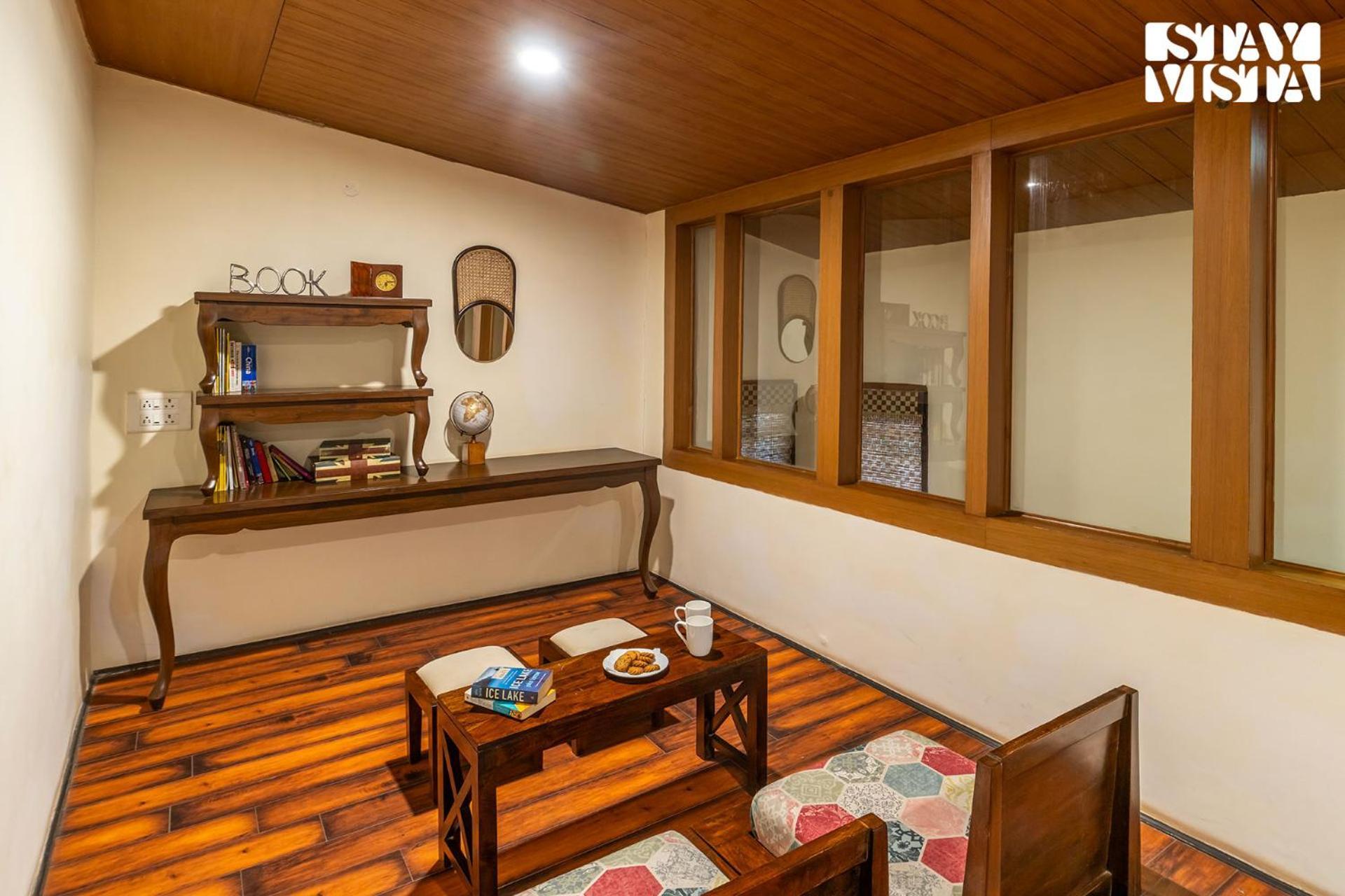 Stayvista At Sylvana Villas With Lawn, Bbq And Jacuzzi Kasauli Kültér fotó