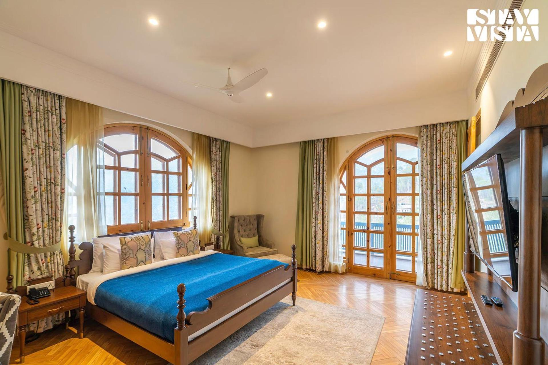 Stayvista At Sylvana Villas With Lawn, Bbq And Jacuzzi Kasauli Kültér fotó